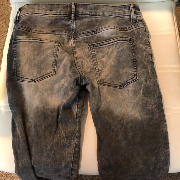Boys Denim Washed Jeans - Picture 3 of 3